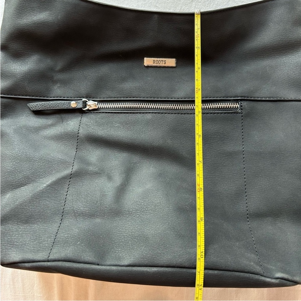 ROOTS Genuine Leather Florence Hobo Bucket Purse/Bag-Black-NWOT 🖤 - Picture 12 of 14